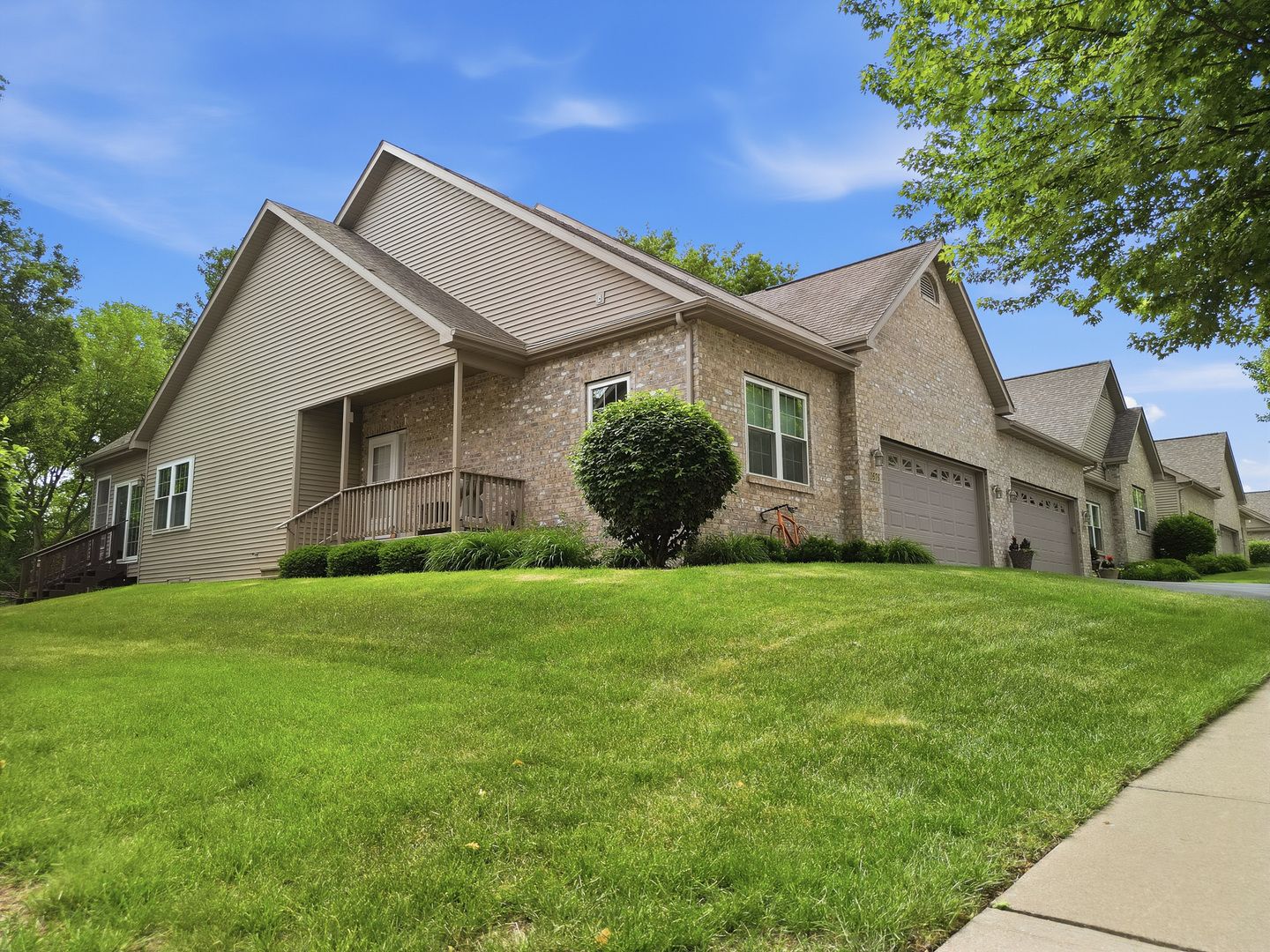 1676 Overlook Drive — Dixon, IL 61021