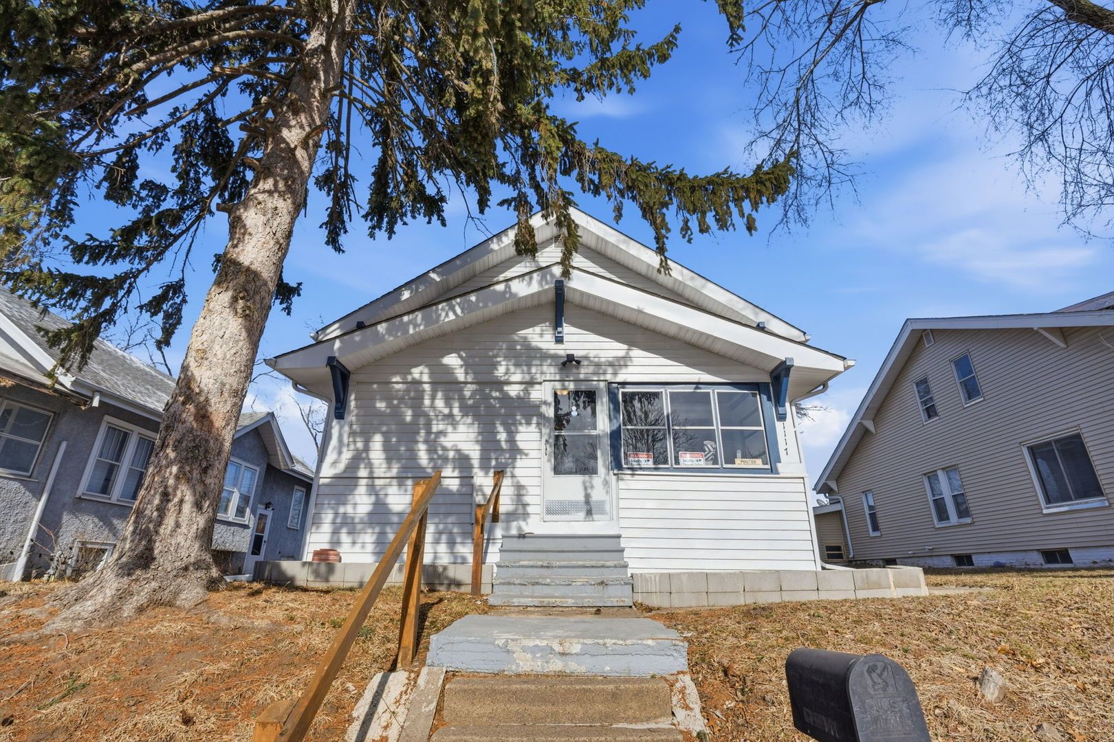 1117 19th Avenue — Rock Island, IL 61201