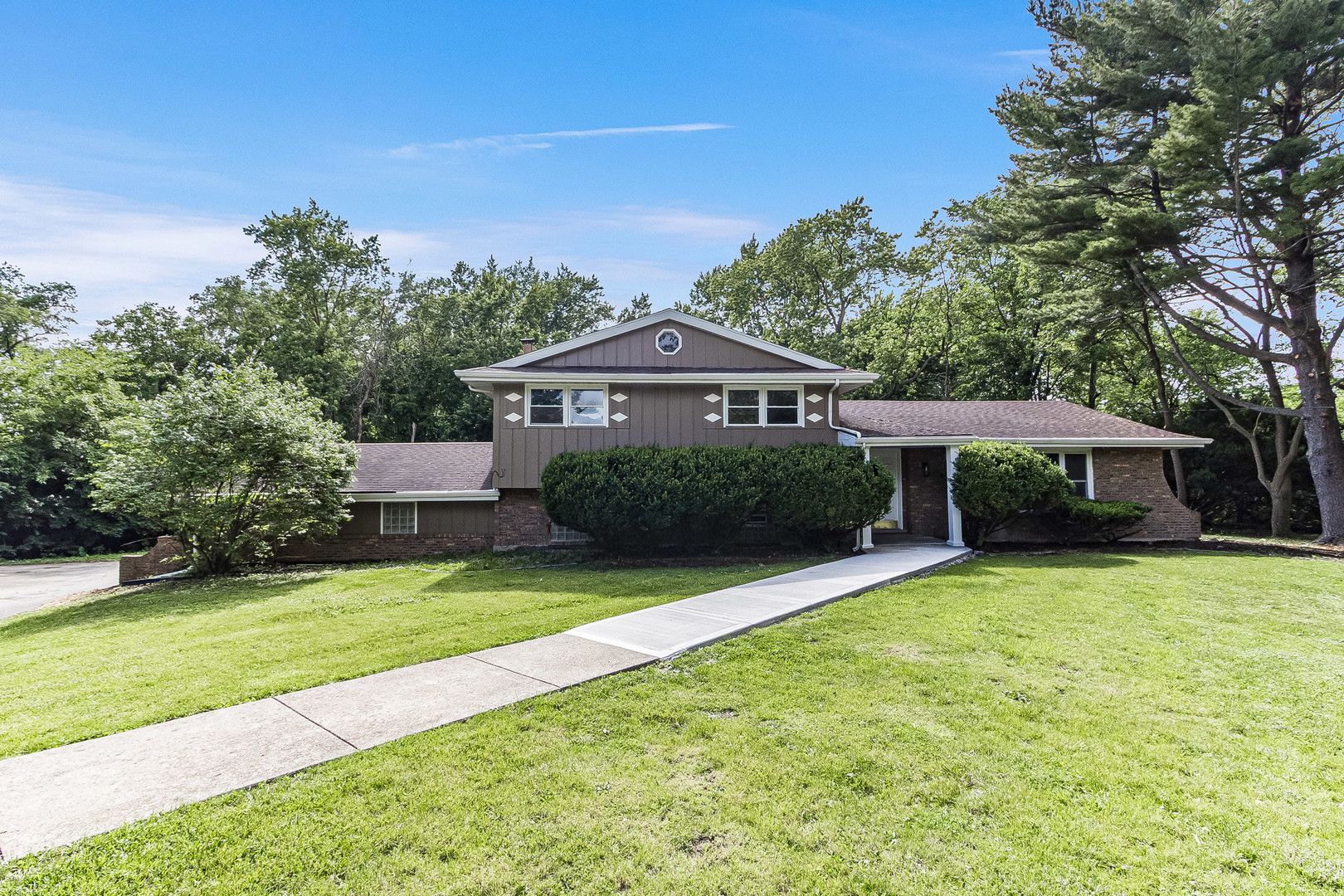1034 PINE Avenue — Olympia Fields, IL 60461