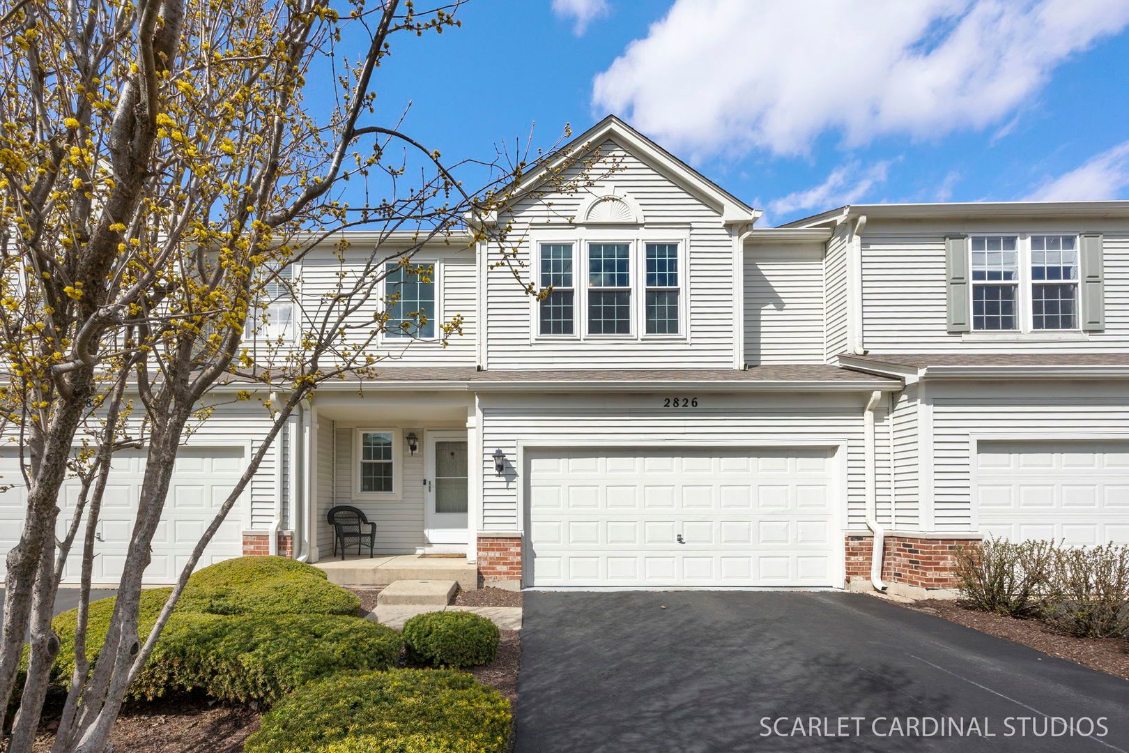 2826 Peachtree Circle — Aurora, IL 60502