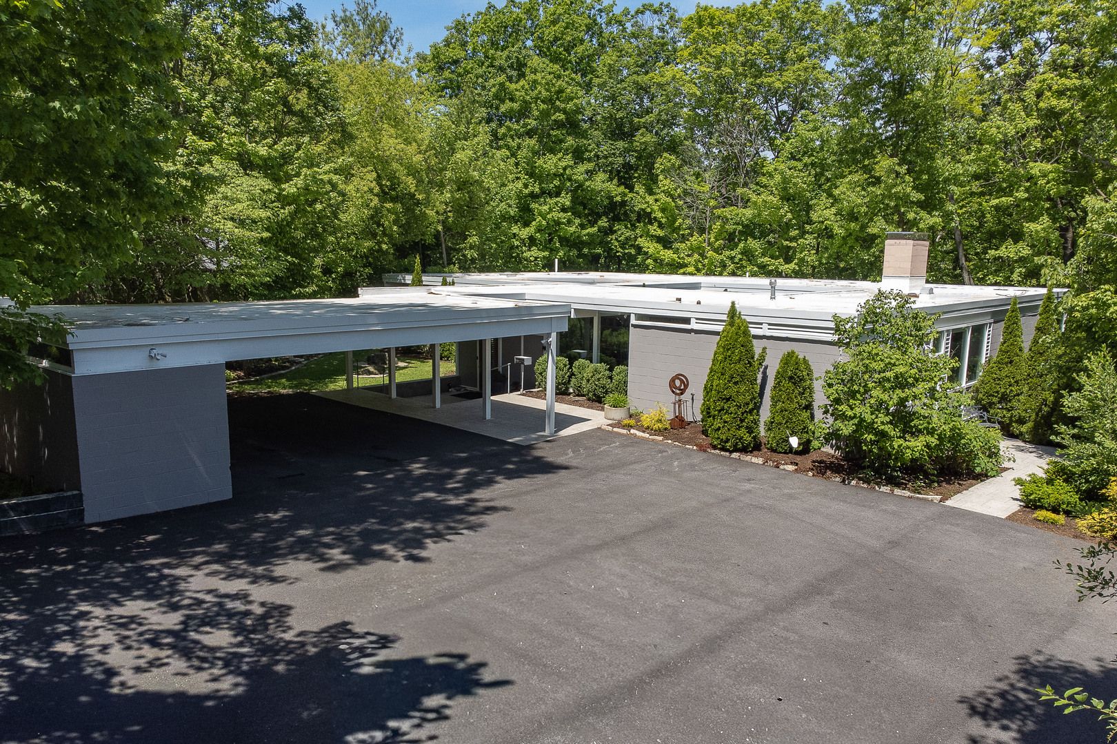 151 Maple Avenue — Highland Park, IL 60035