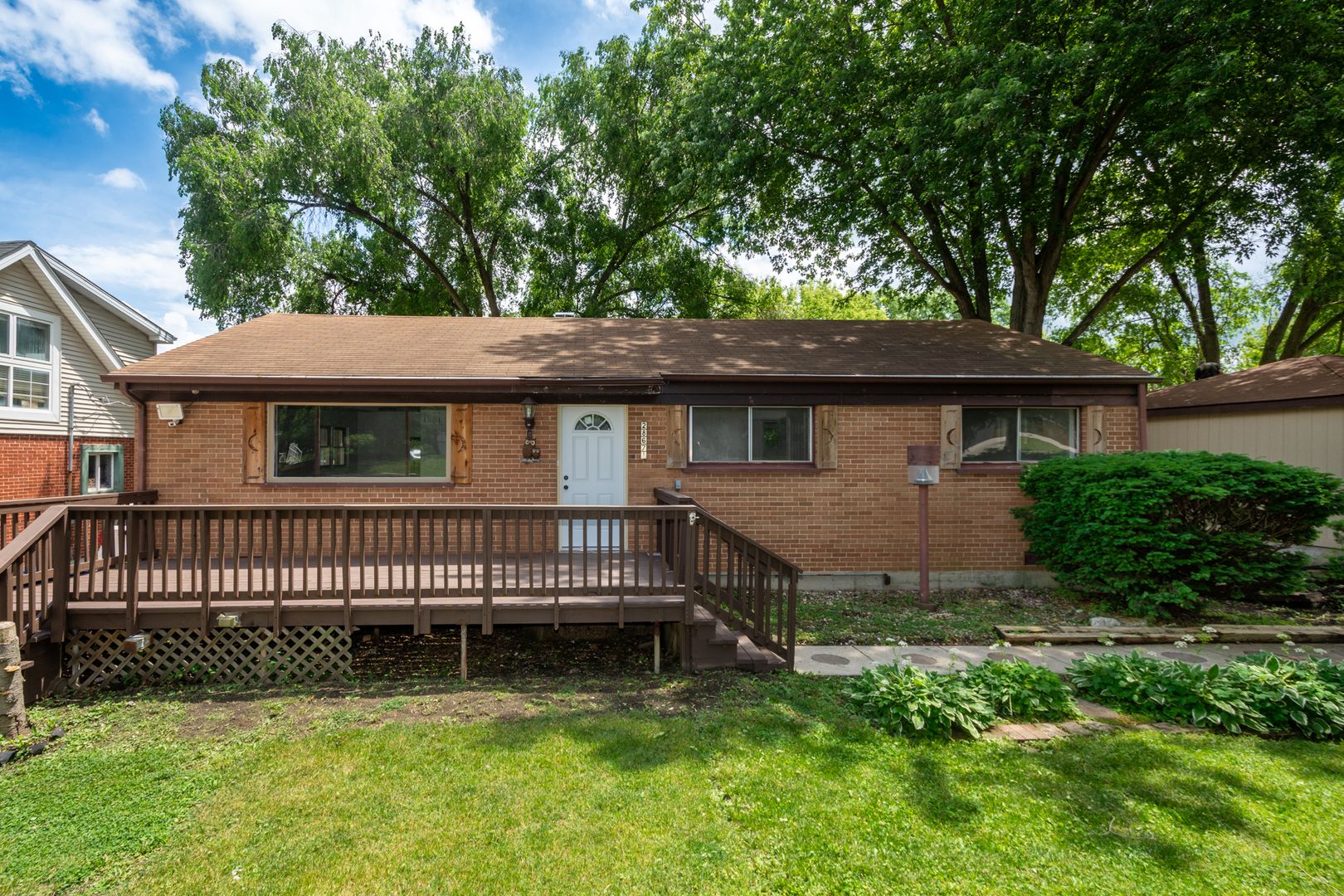 28671 N Harrison Avenue — Wauconda, IL 60084