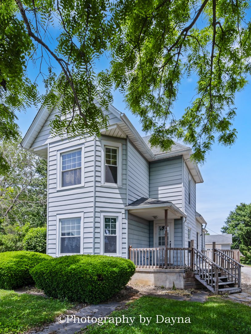 561 W Grant Street — St. Anne, IL 60964