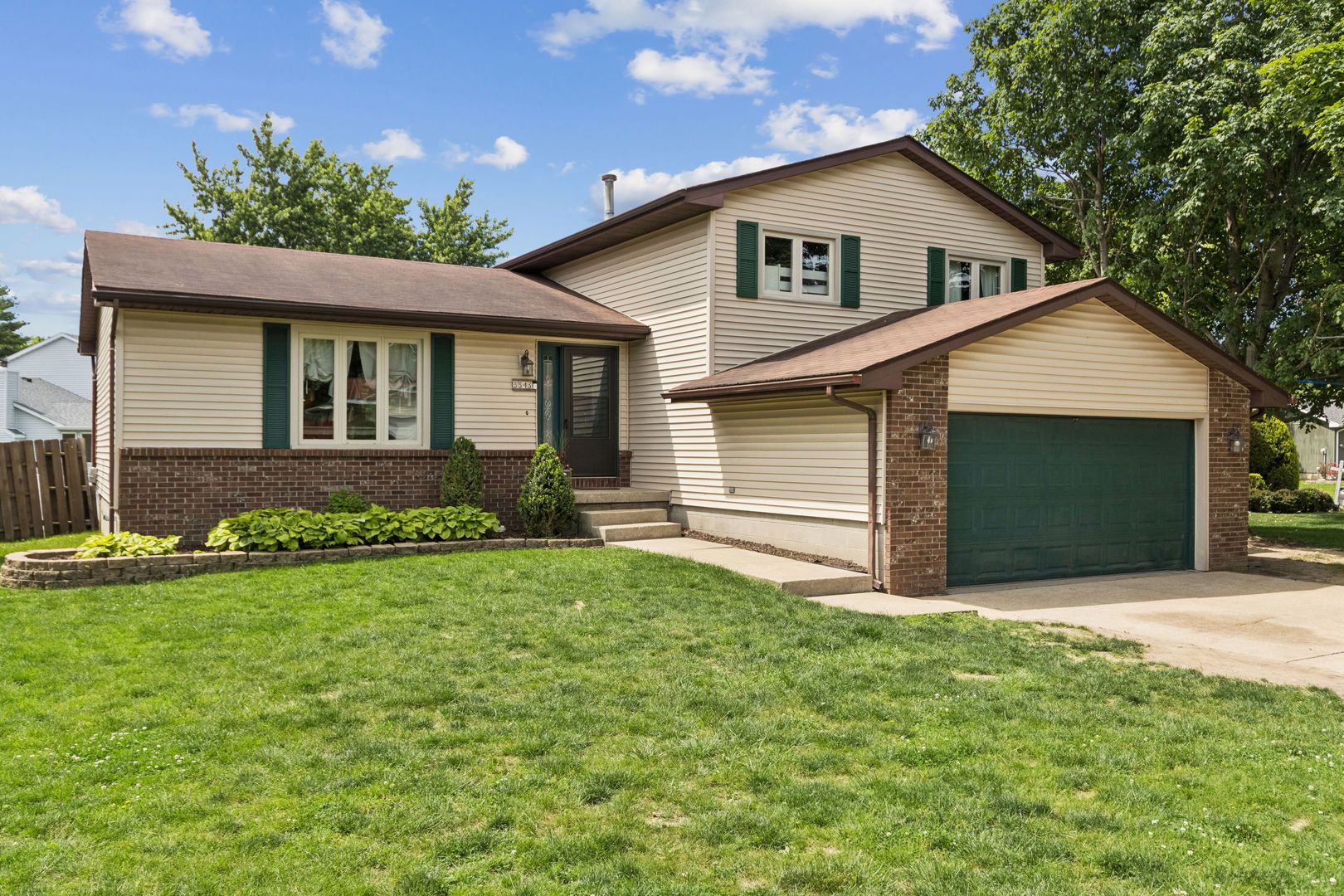 3343 W Ivywood Court — Decatur, IL 62522
