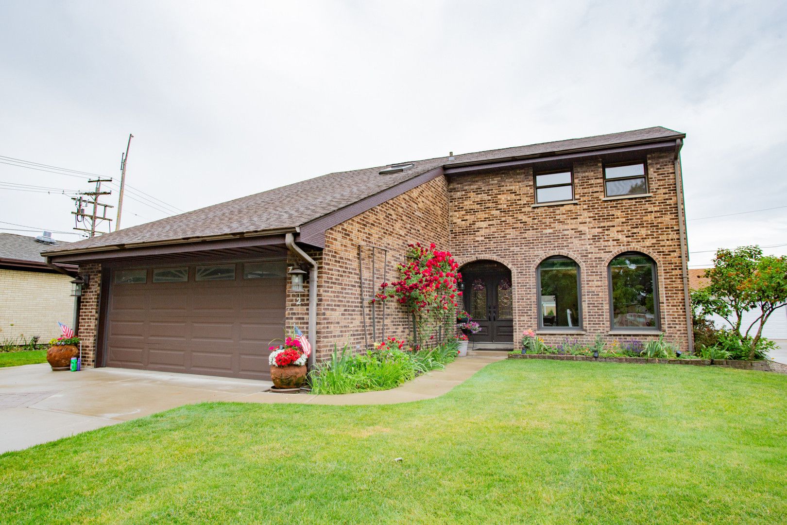 7022 Birchwood Avenue — Niles, IL 60714