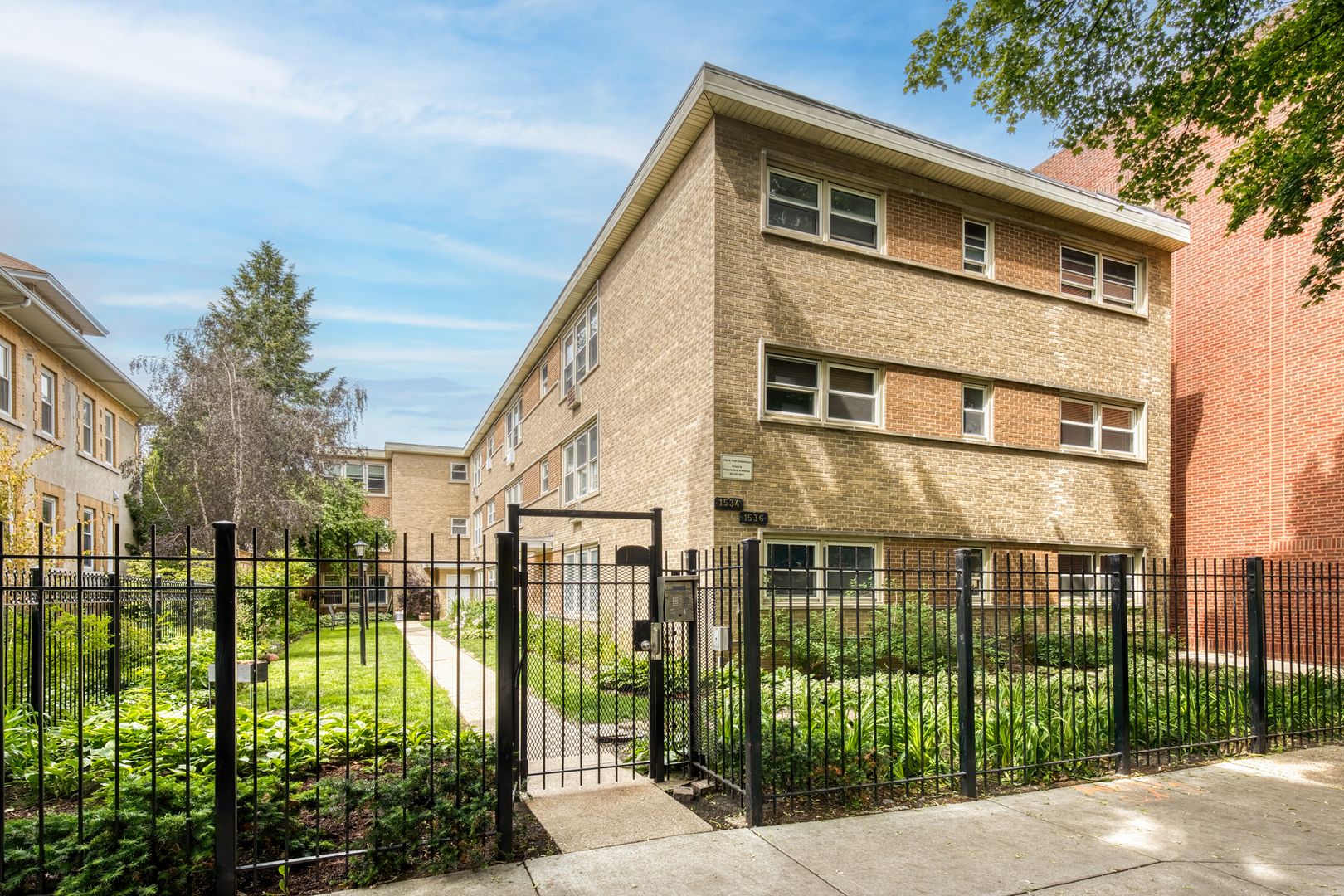 1536 W Pratt Boulevard #3D — Chicago, IL 60626