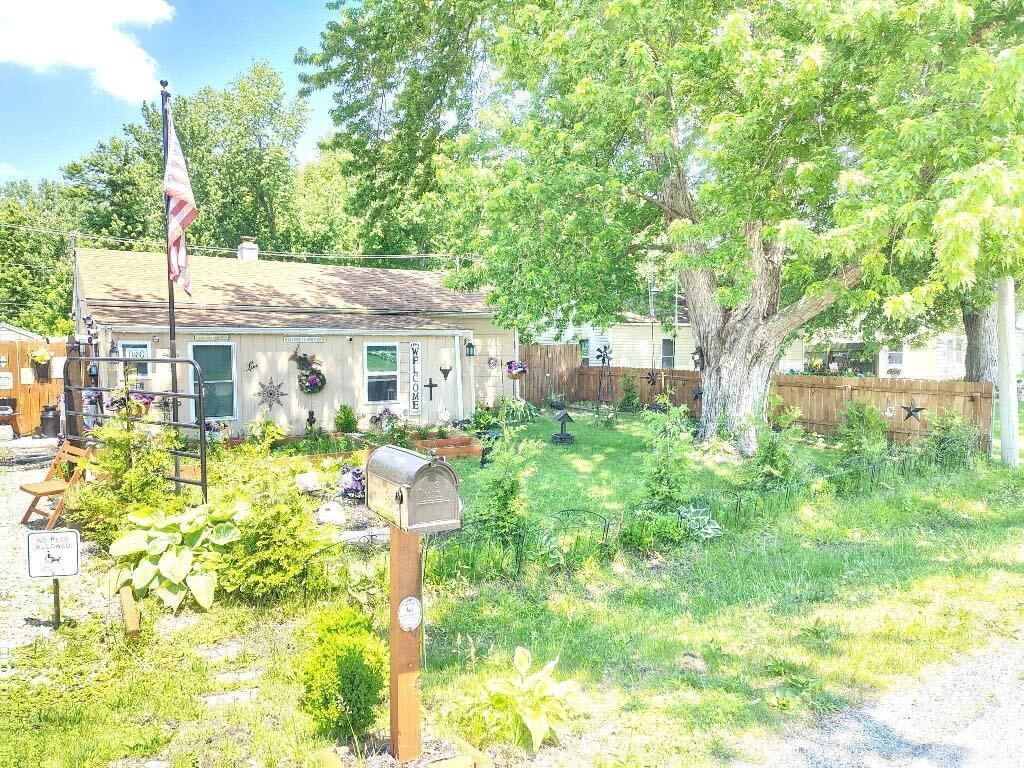 16925 10th Avenue — East Moline, IL 61244
