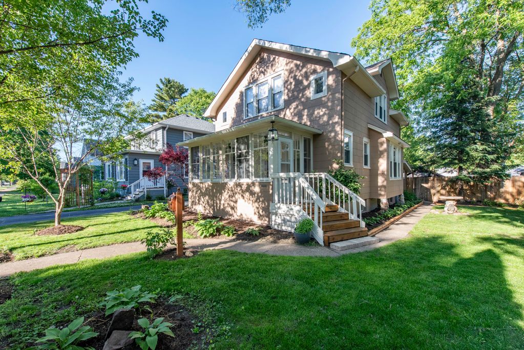 2613 Elim Avenue — Zion, IL 60099