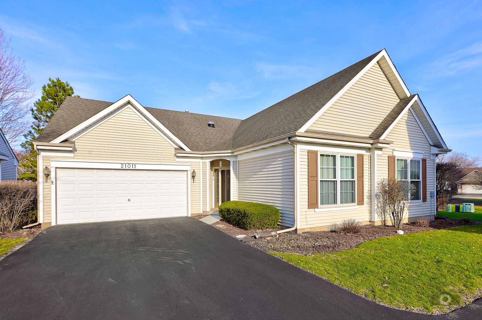 21011 W Torrey Pines Court — Plainfield, IL 60544