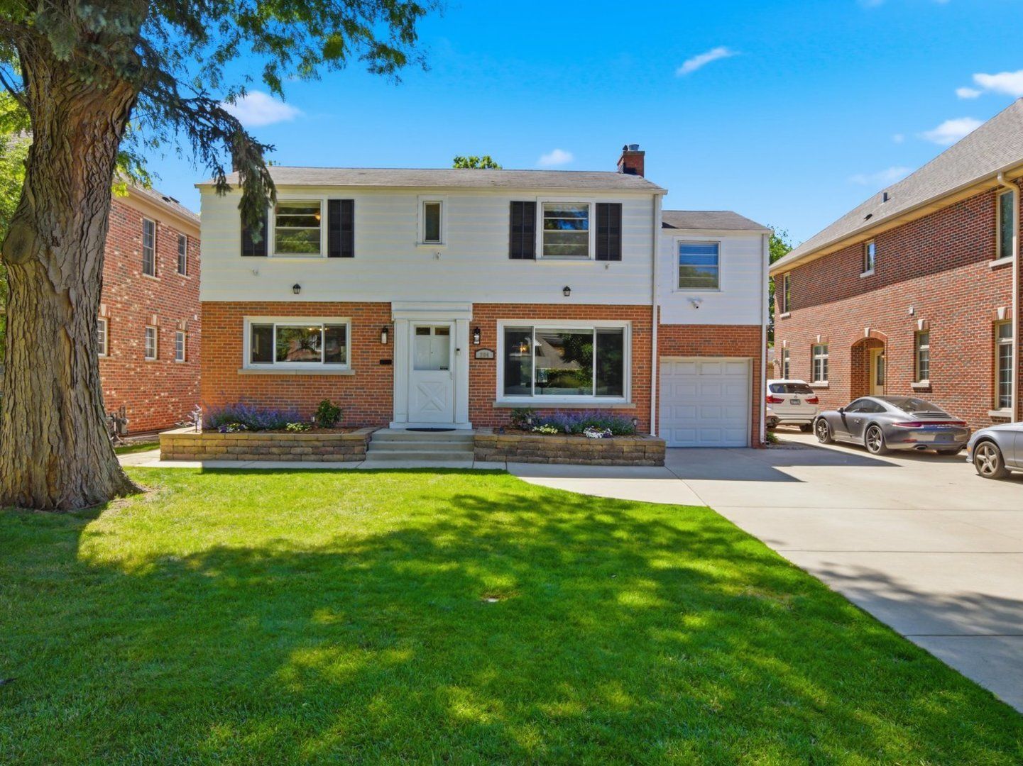 204 S Home Avenue — Park Ridge, IL 60068