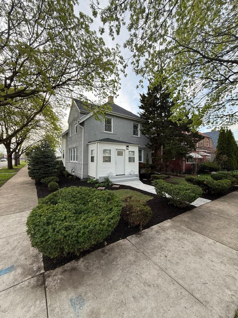 8758 S Wabash Avenue — Chicago, IL 60619