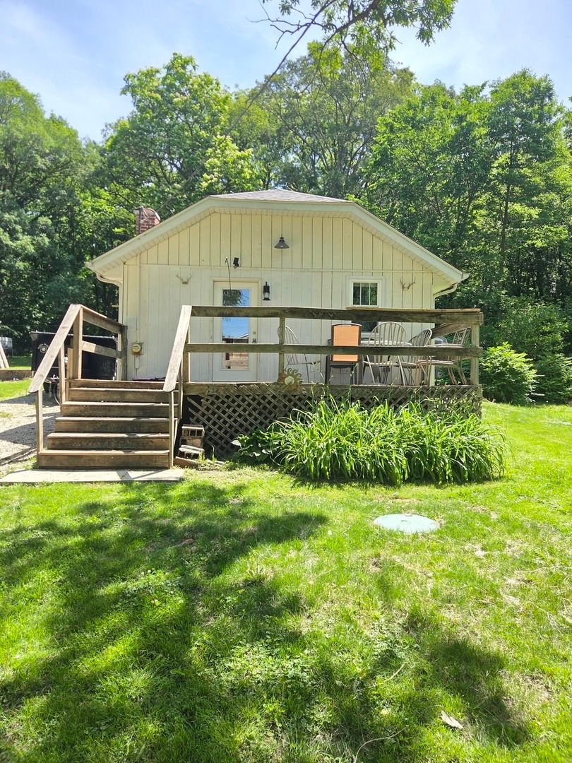 3352 E 2059th Road — Wedron, IL 60557