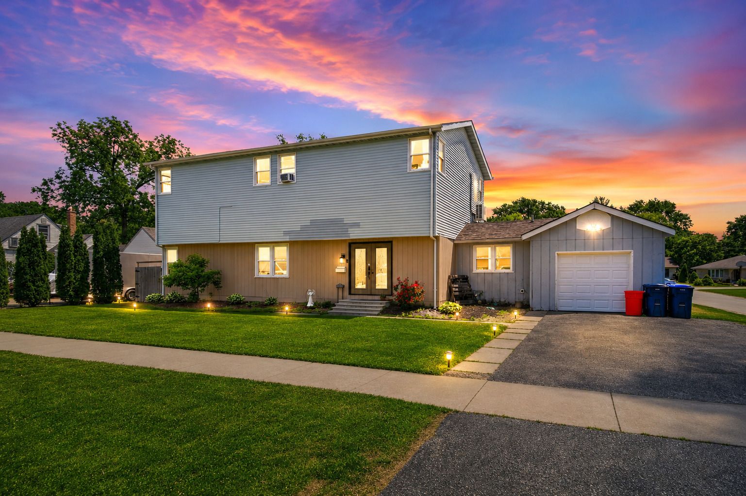 11325 S Oak Park Avenue — Worth, IL 60482