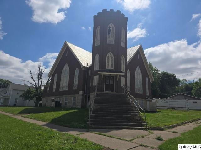 240 E 3rd Street — Dallas City, IL 62330