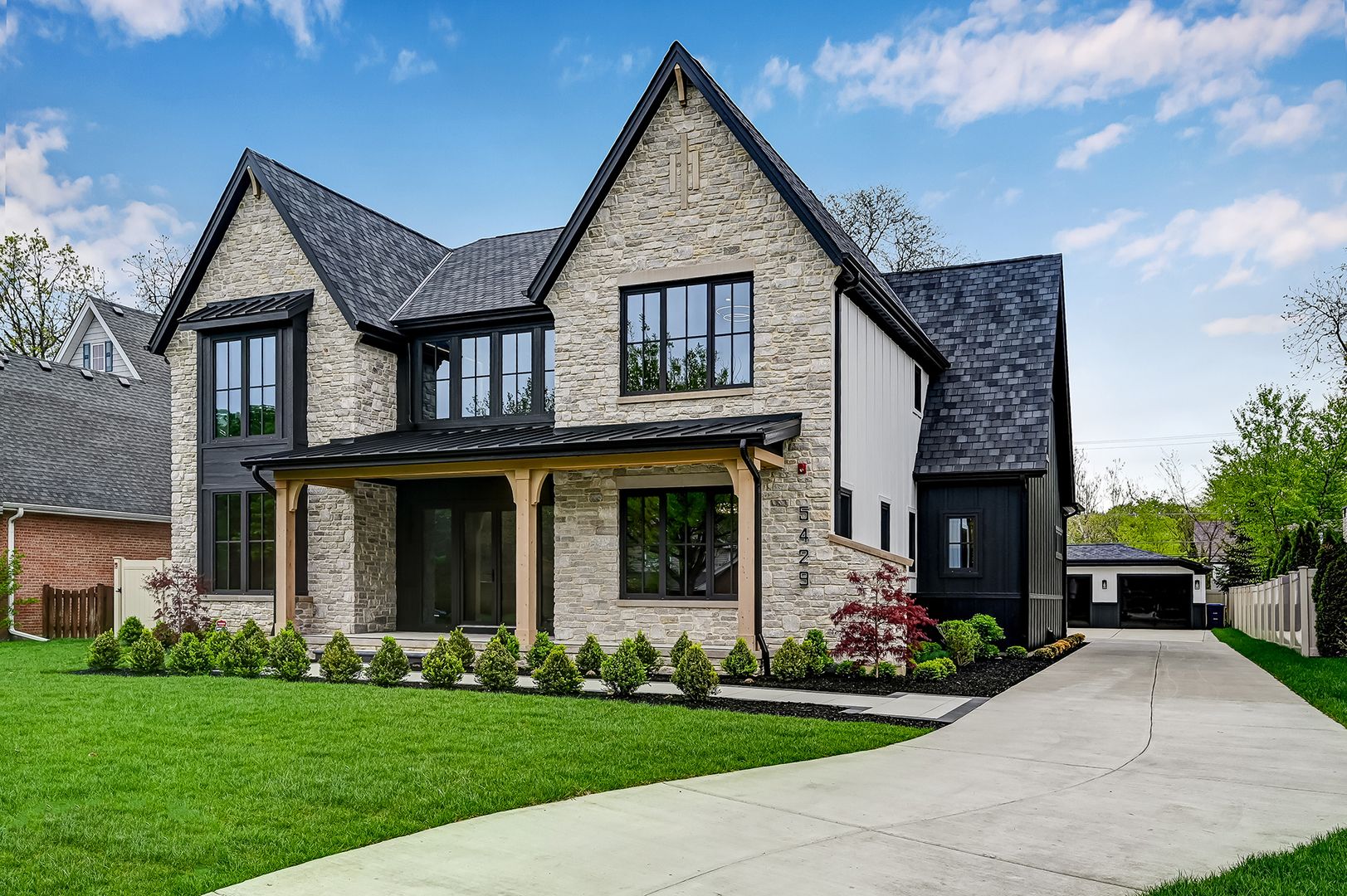 5429 Lawn Avenue — Western Springs, IL 60558