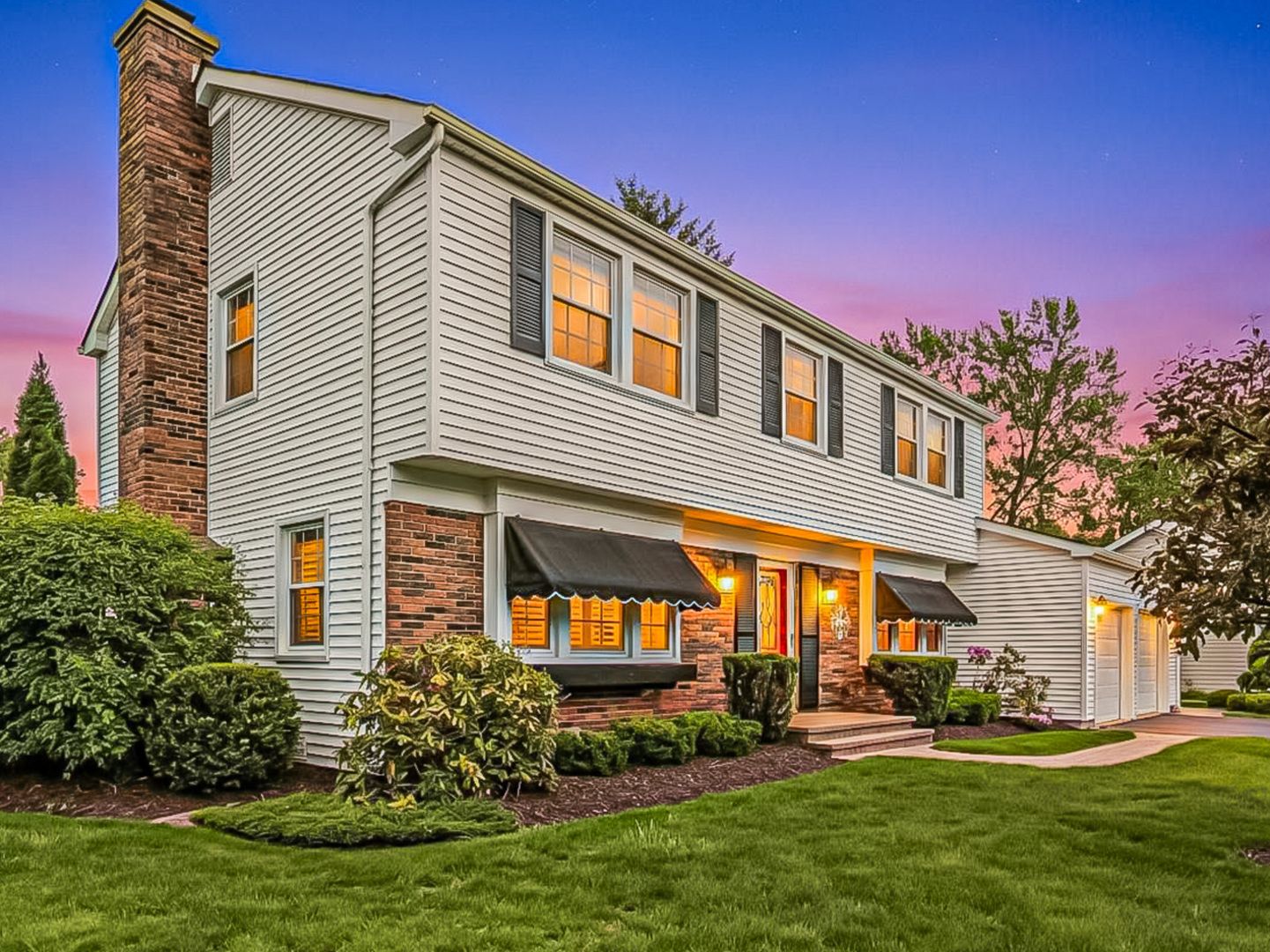 5 Knight Hill Lane — Buffalo Grove, IL 60089
