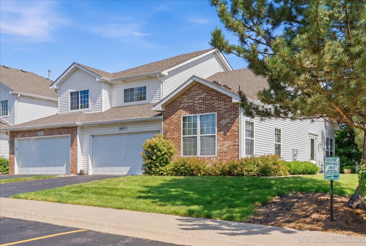 541 Mallard Lane #A — Sugar Grove, IL 60554