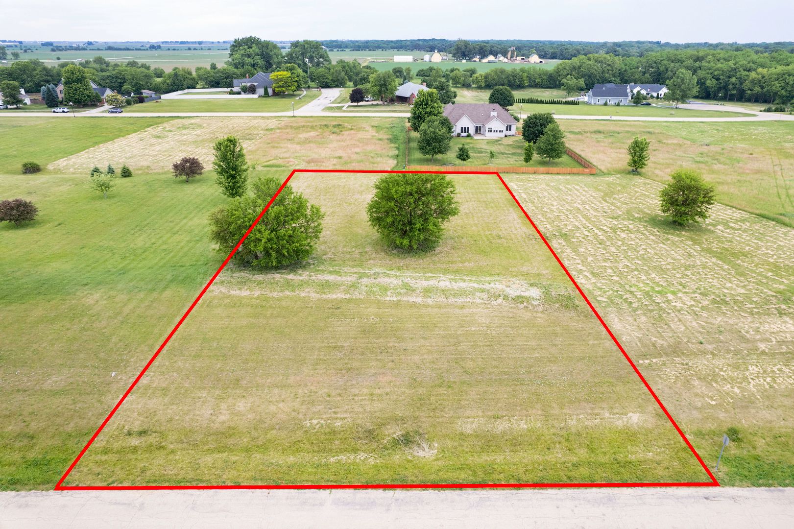 1010 Prairie View Drive — Somonauk, IL 60552