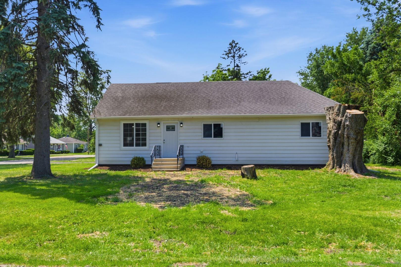 201 W 3rd Street — Streator, IL 61364