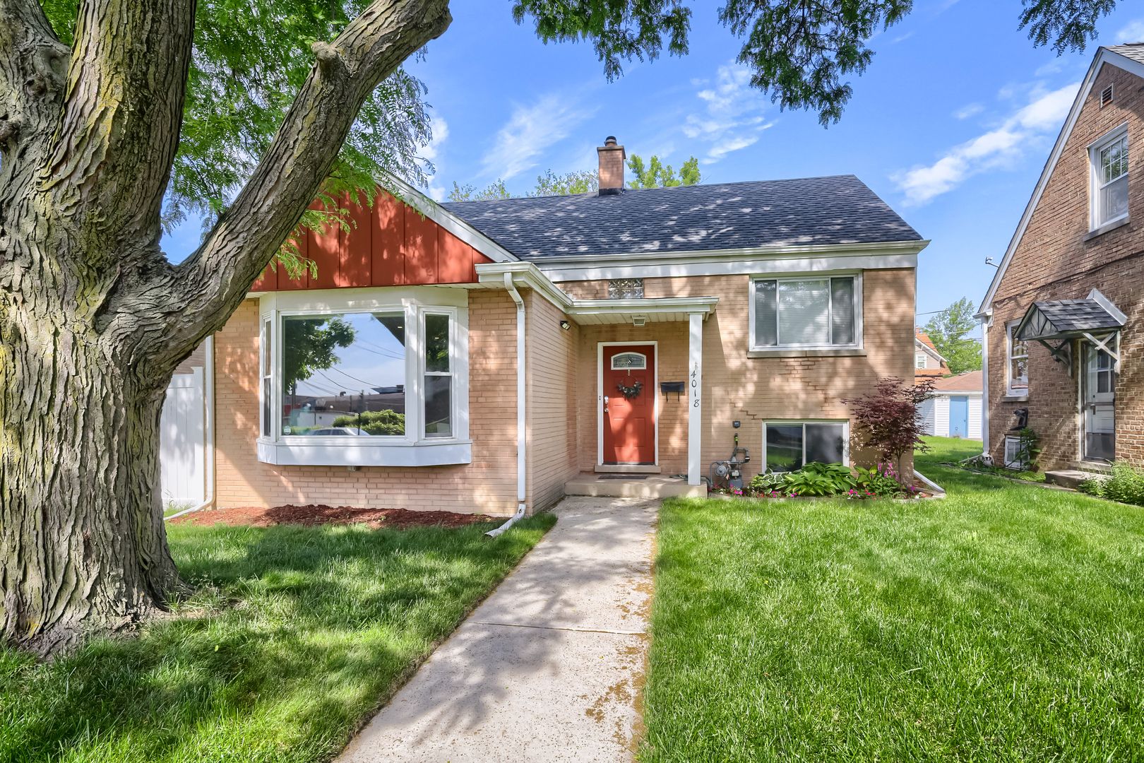 4018 Deyo Avenue — Brookfield, IL 60513
