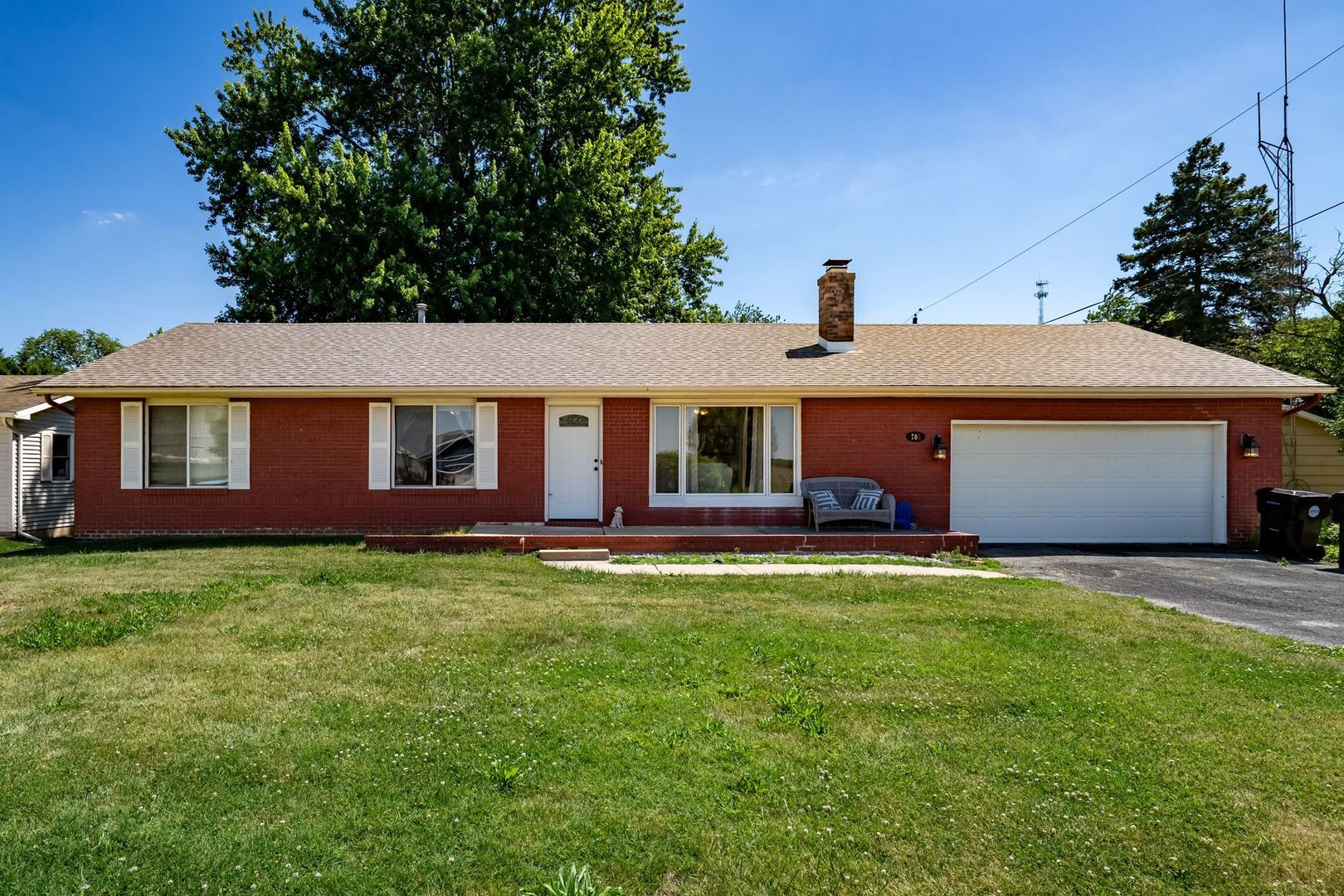 705 Eastview Drive — Mclean, IL 61754