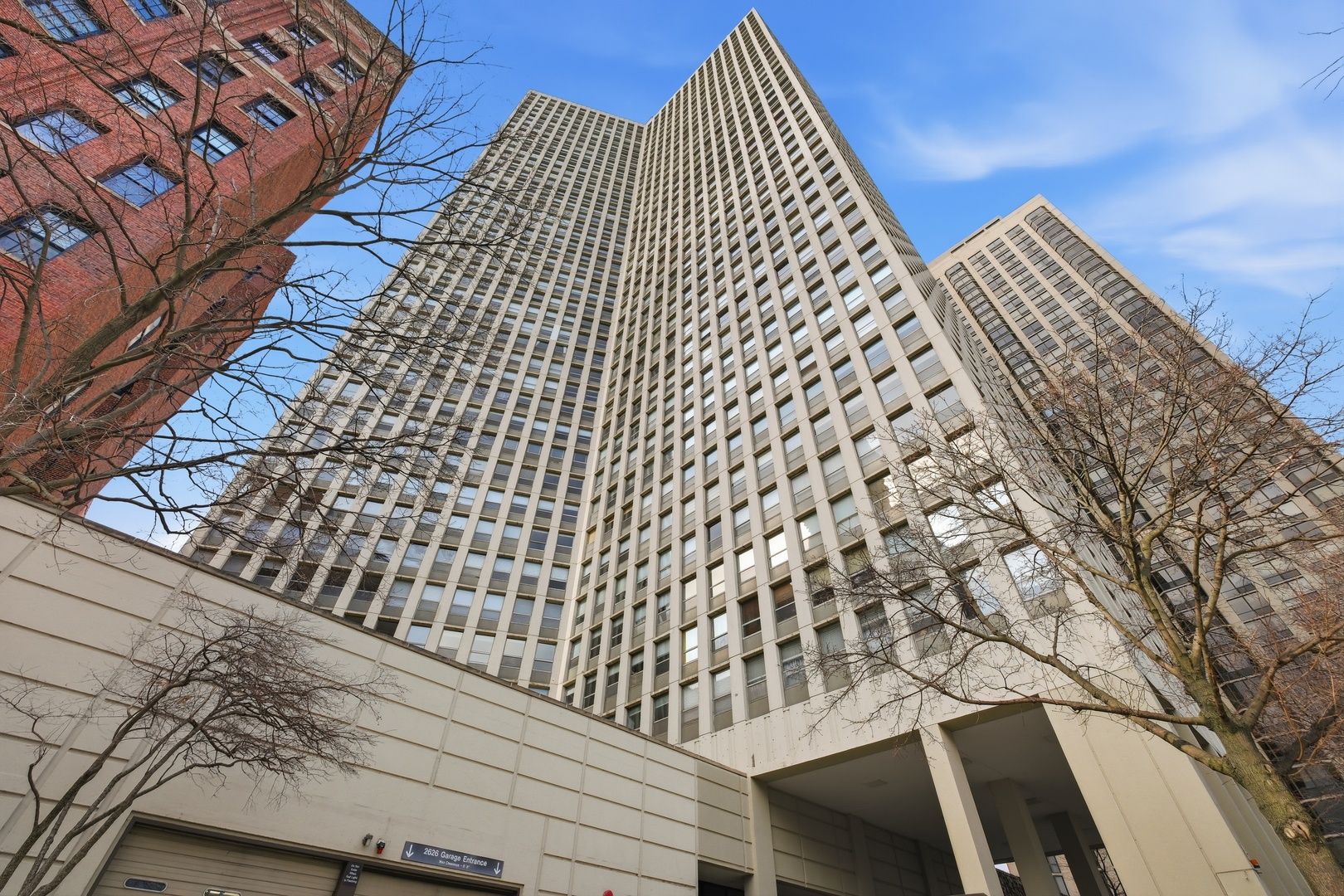 2626 N LAKEVIEW Avenue #3206 — Chicago, IL 60614