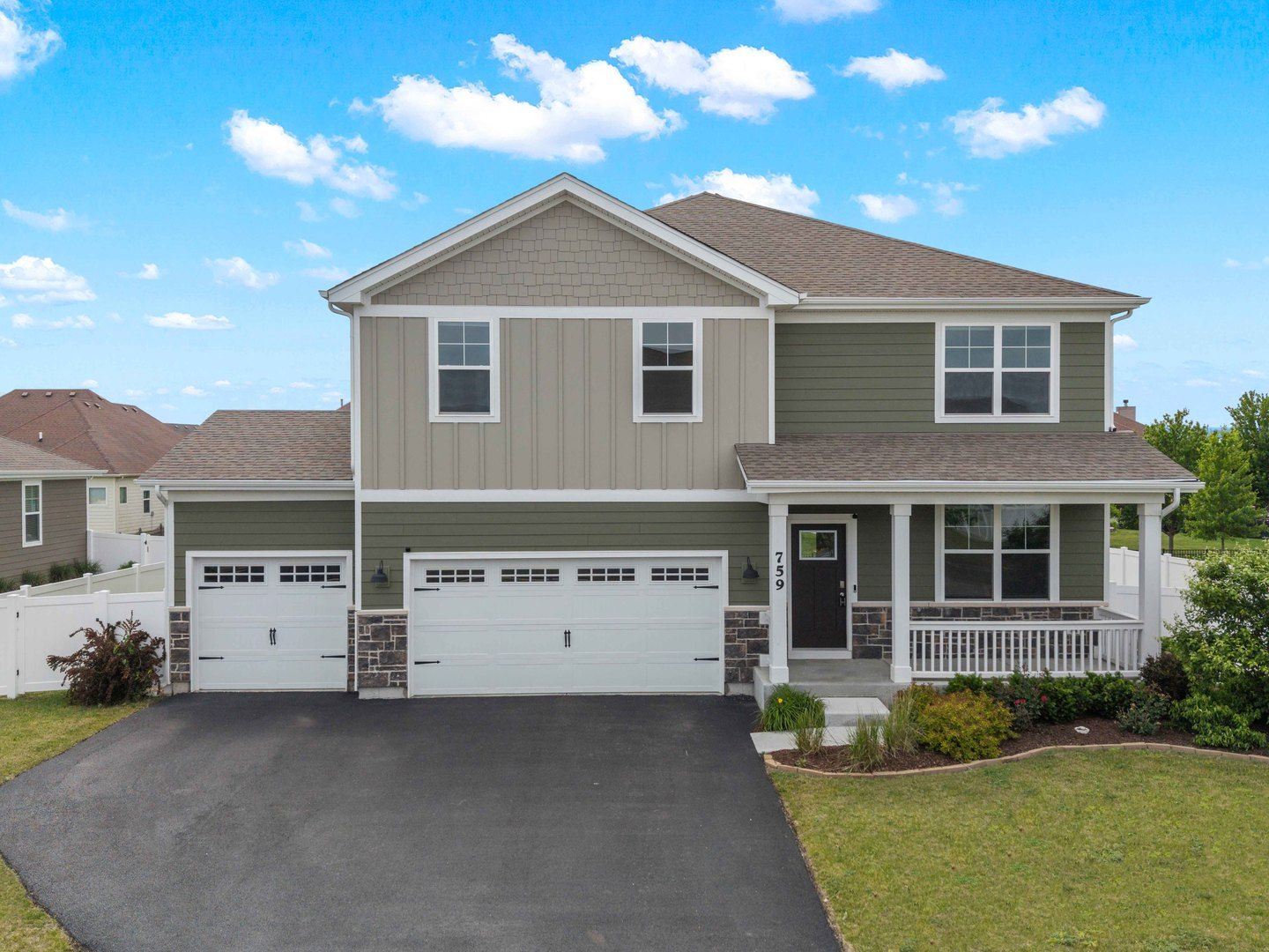 759 Kentshire Circle — Elgin, IL 60124