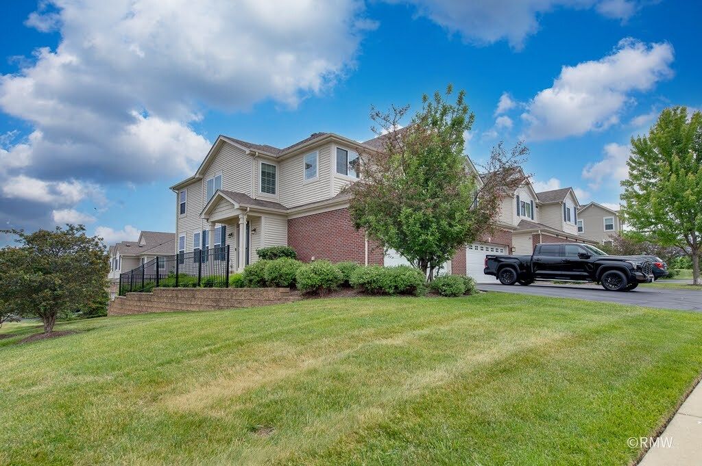 9810 Cummings Street — Huntley, IL 60142