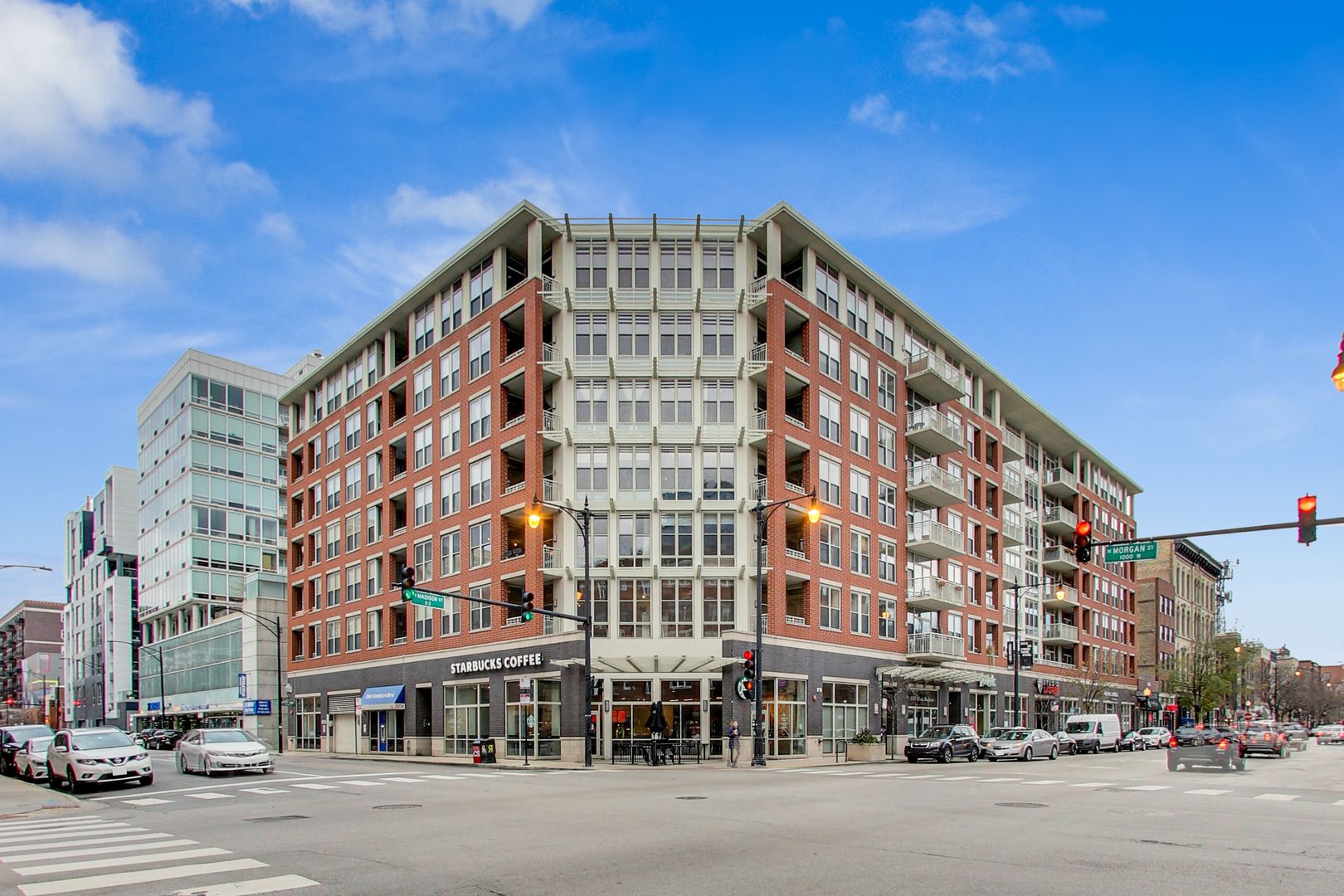 1001 W MADISON Street #212 — Chicago, IL 60607