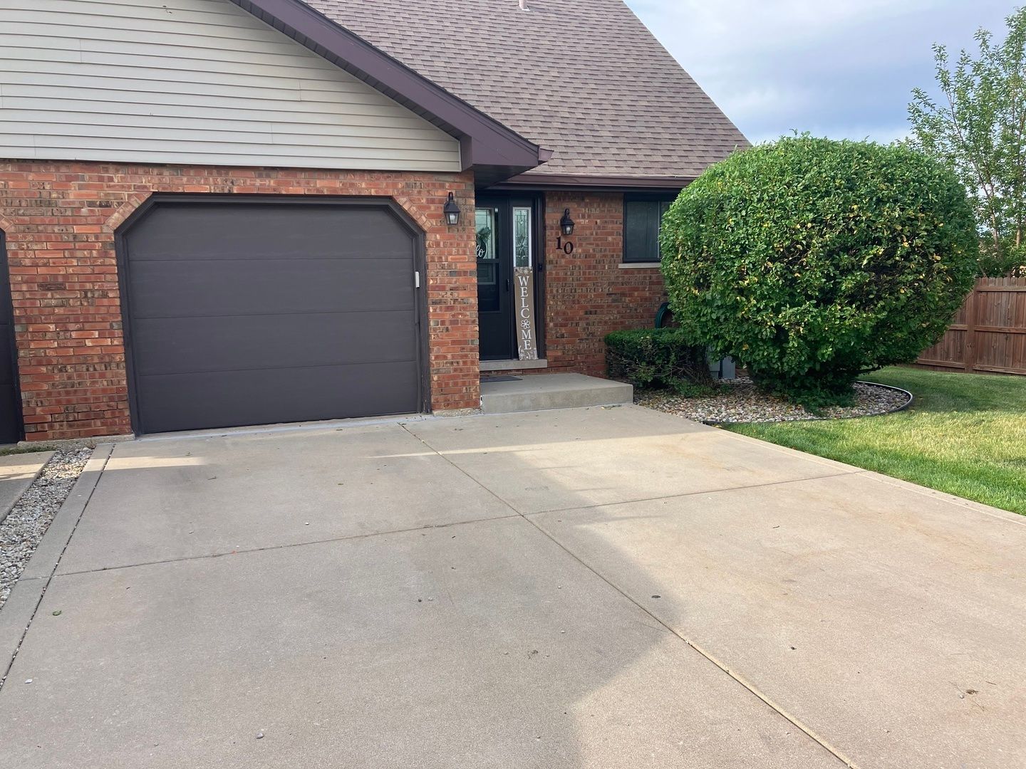 1906 Heatherway Lane #10 — New Lenox, IL 60451