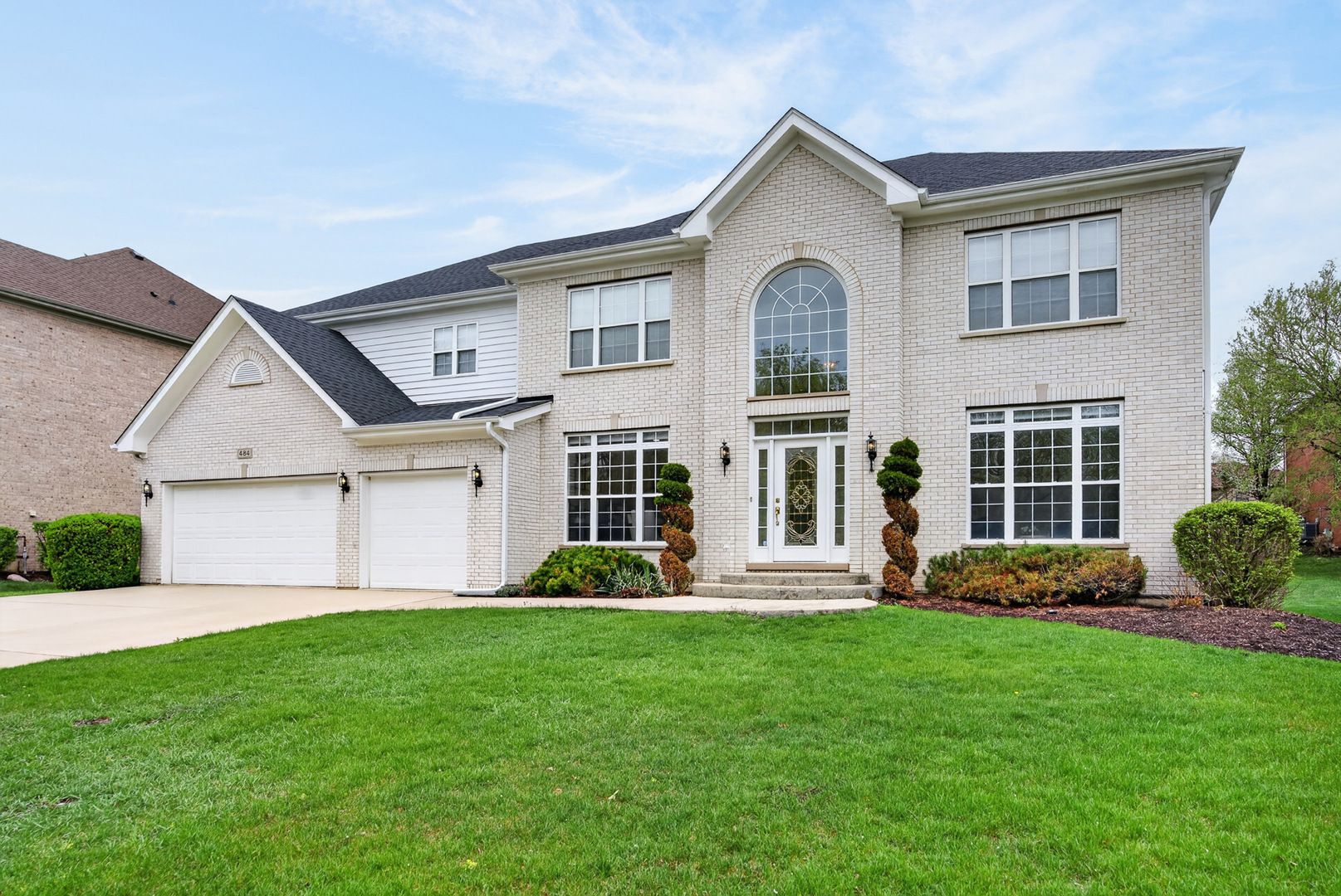 484 W Haleys Hill Court — Palatine, IL 60074
