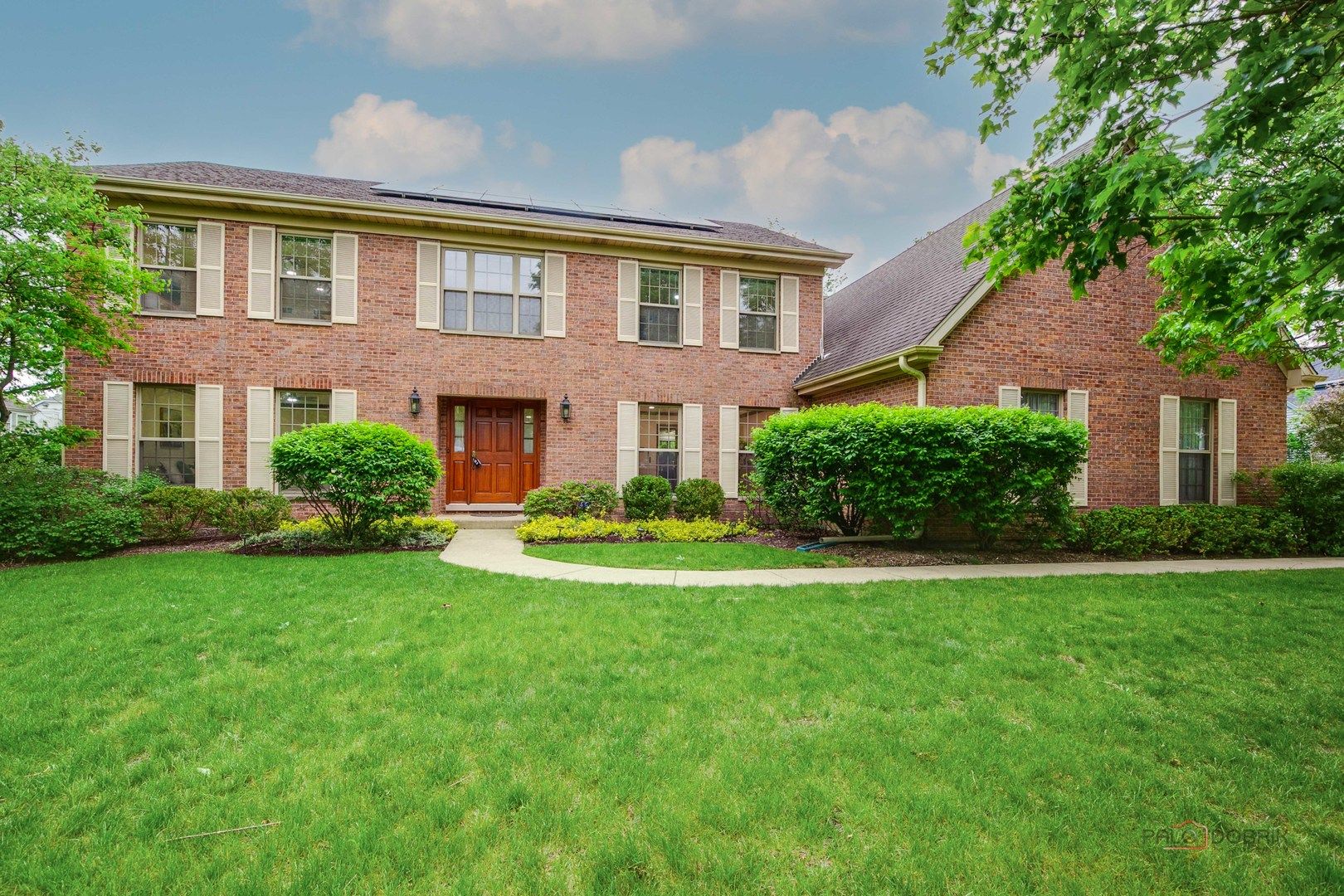 2872 Whispering Oaks Court — Buffalo Grove, IL 60089