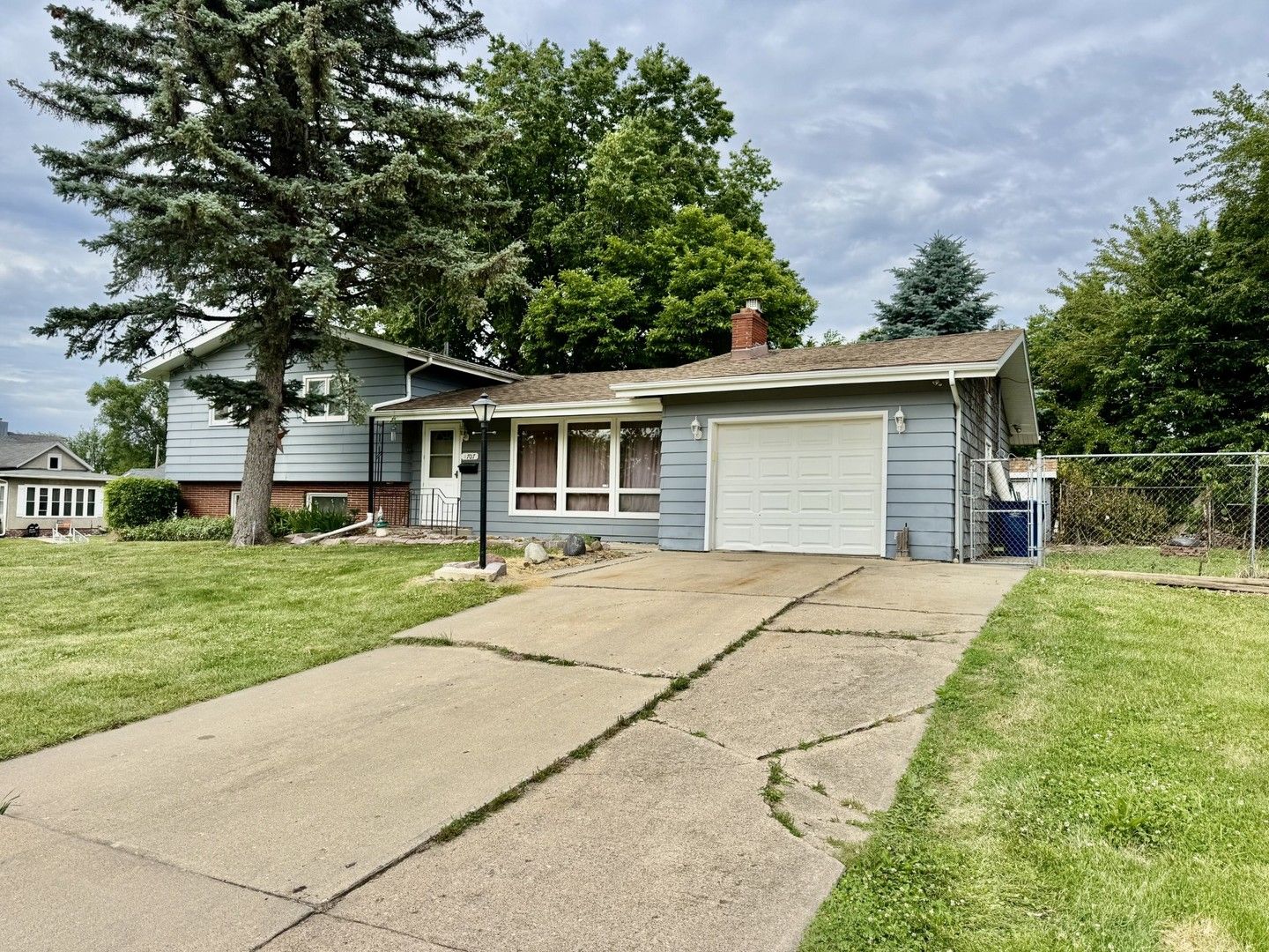 707 Bucklin Street — Lasalle, IL 61301