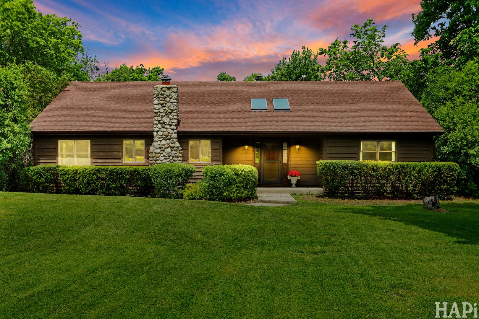 15192 W Rockland Road — Libertyville, IL 60048