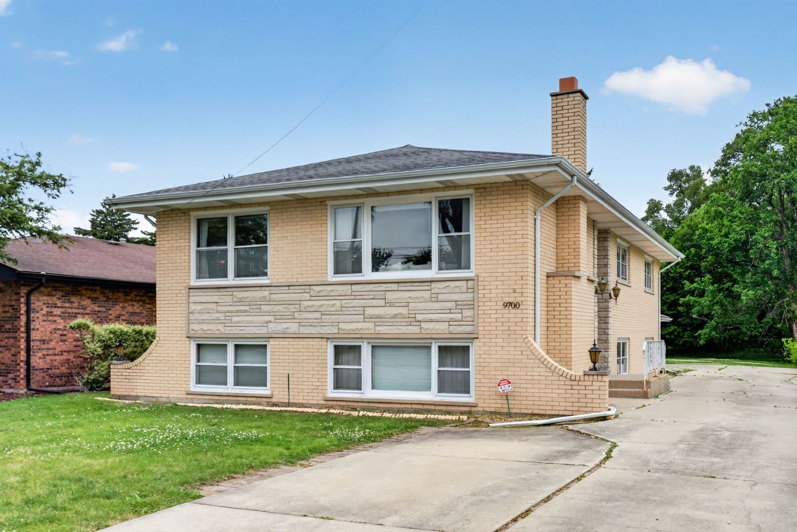 9700 W 58th Street — Countryside, IL 60525
