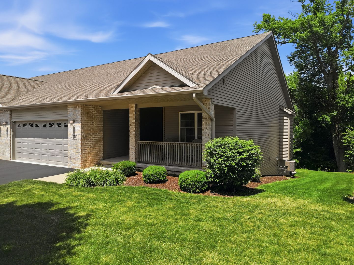 792 Brandon Wyley Drive #1 — Dixon, IL 61021