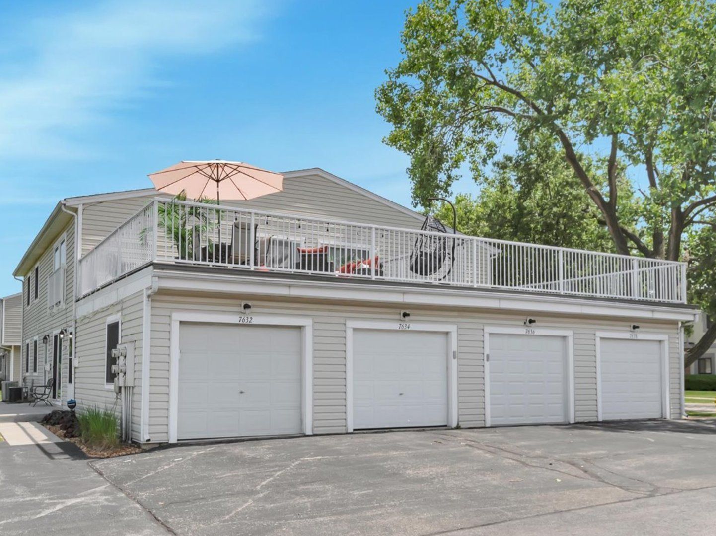 7632 159th Place #22 — Tinley Park, IL 60477