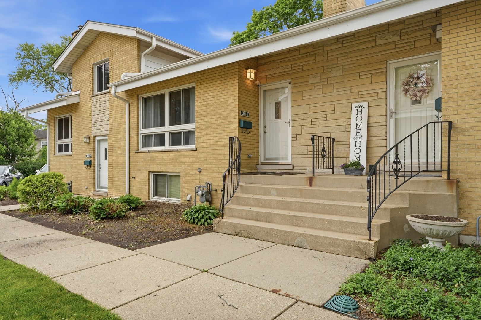 1533 N Arlington Heights Road #C — Arlington Heights, IL 60004