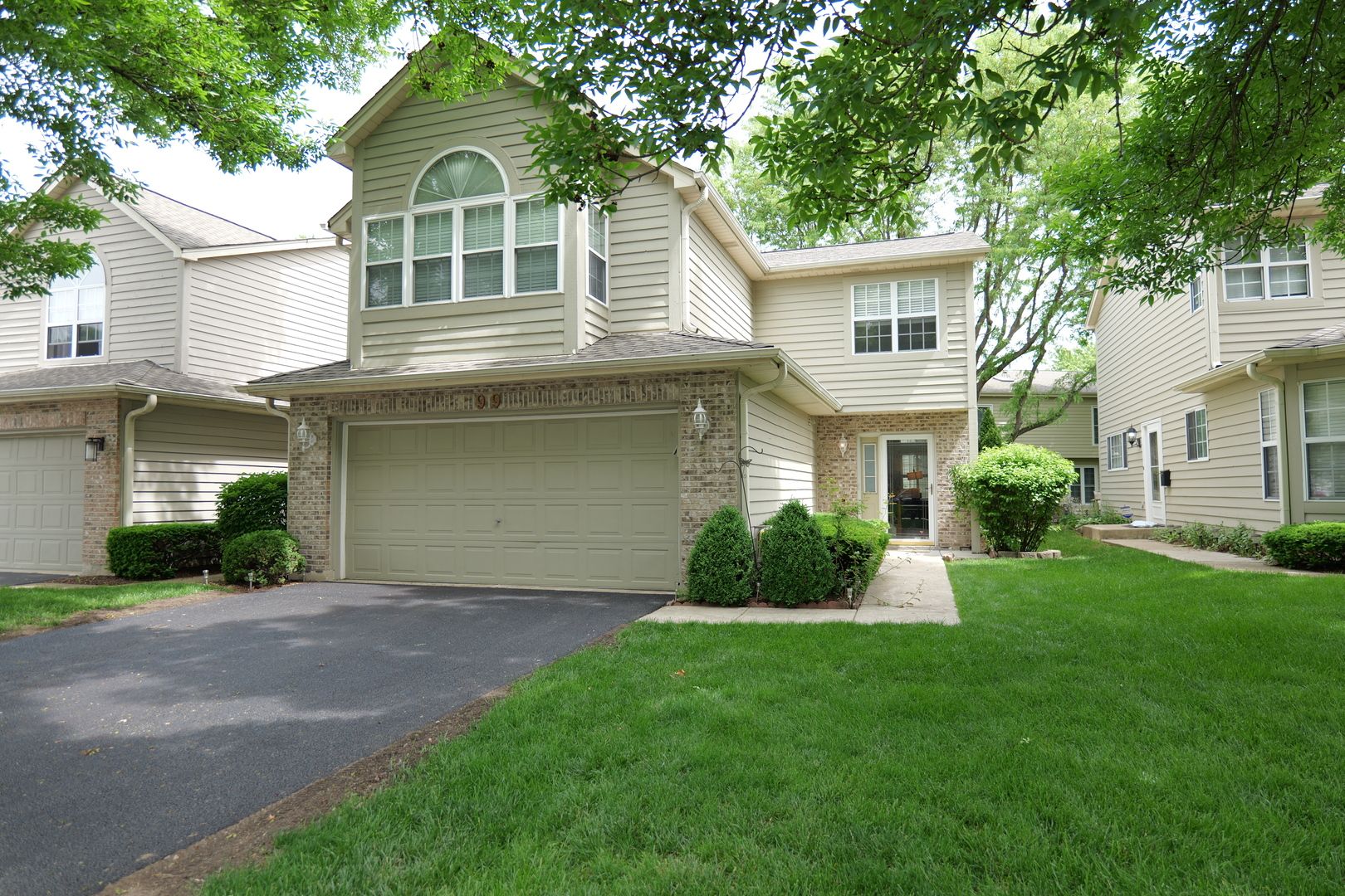99 Townsend Circle — Naperville, IL 60565