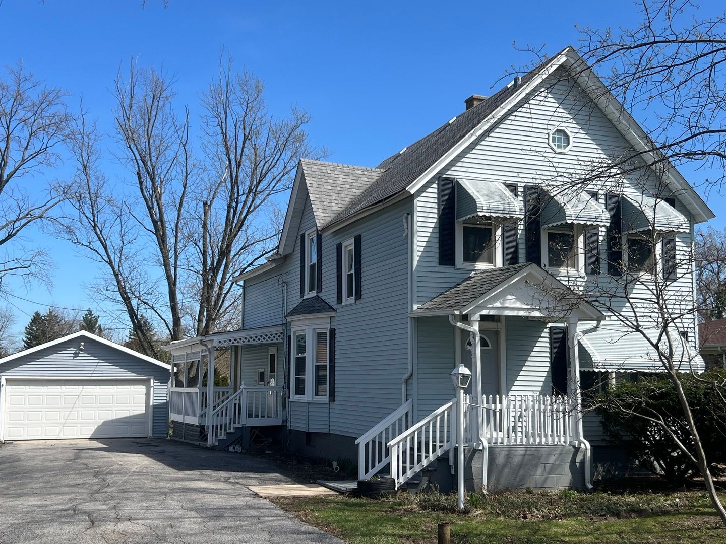 7113 Clarendon Hills Road — Darien, IL 60561