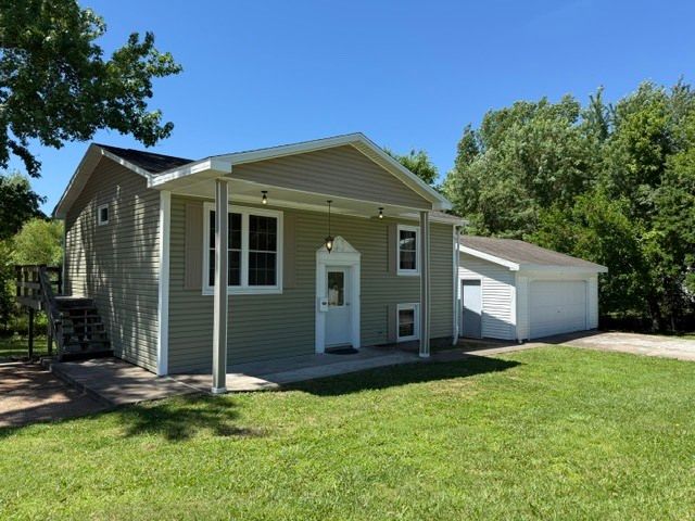 303 Prentice Street — Carterville, IL 62918