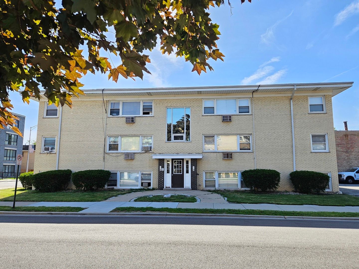 8636 Grand Avenue #2C — River Grove, IL 60171