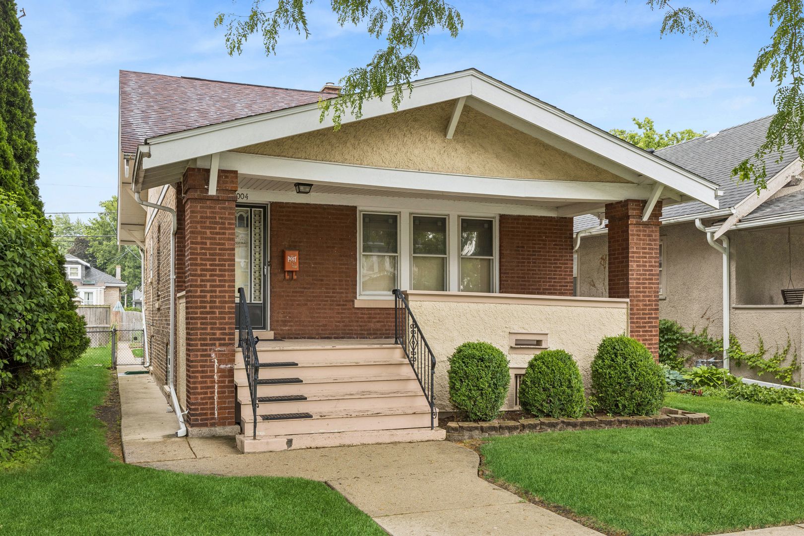 1004 Mapleton Avenue — Oak Park, IL 60302