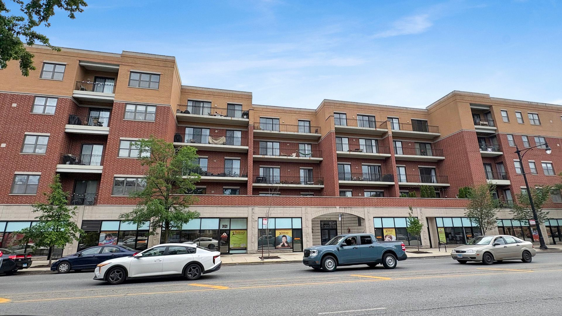 3125 W FULLERTON Avenue #510 — Chicago, IL 60647