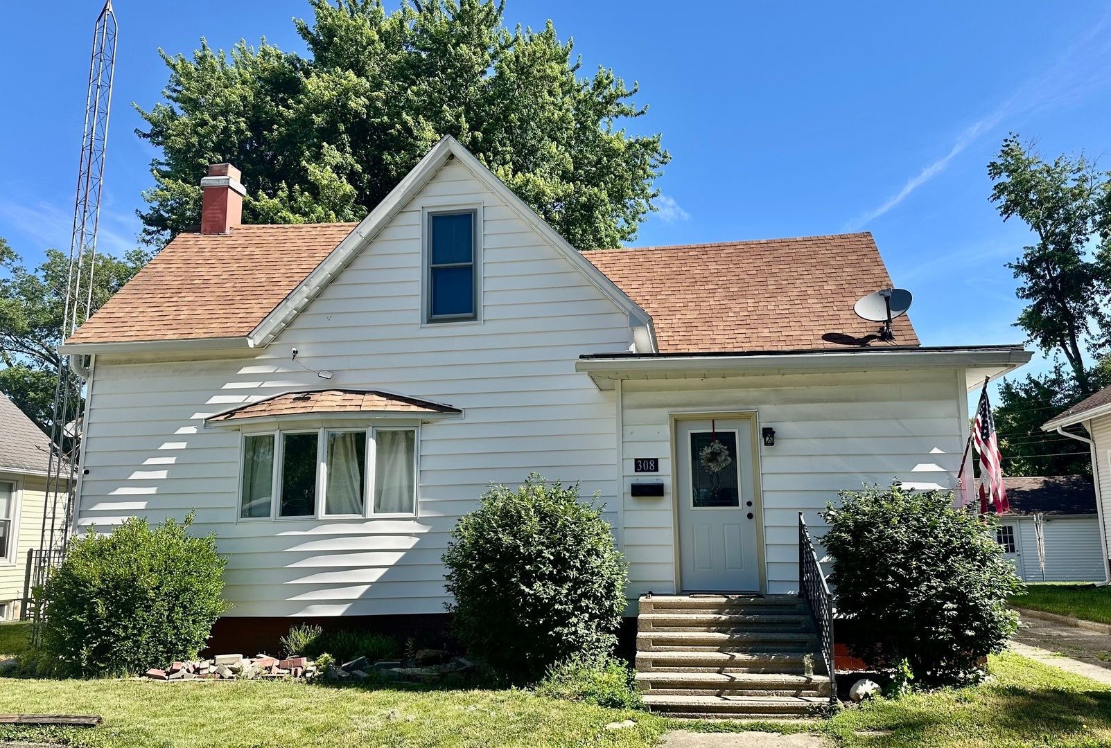 308 W Green Street — Farmer City, IL 61842