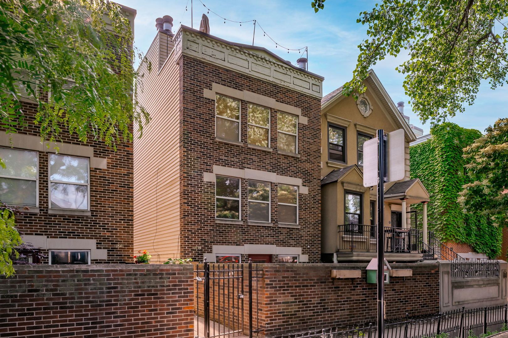 1839 N Bissell Street #3 — Chicago, IL 60614