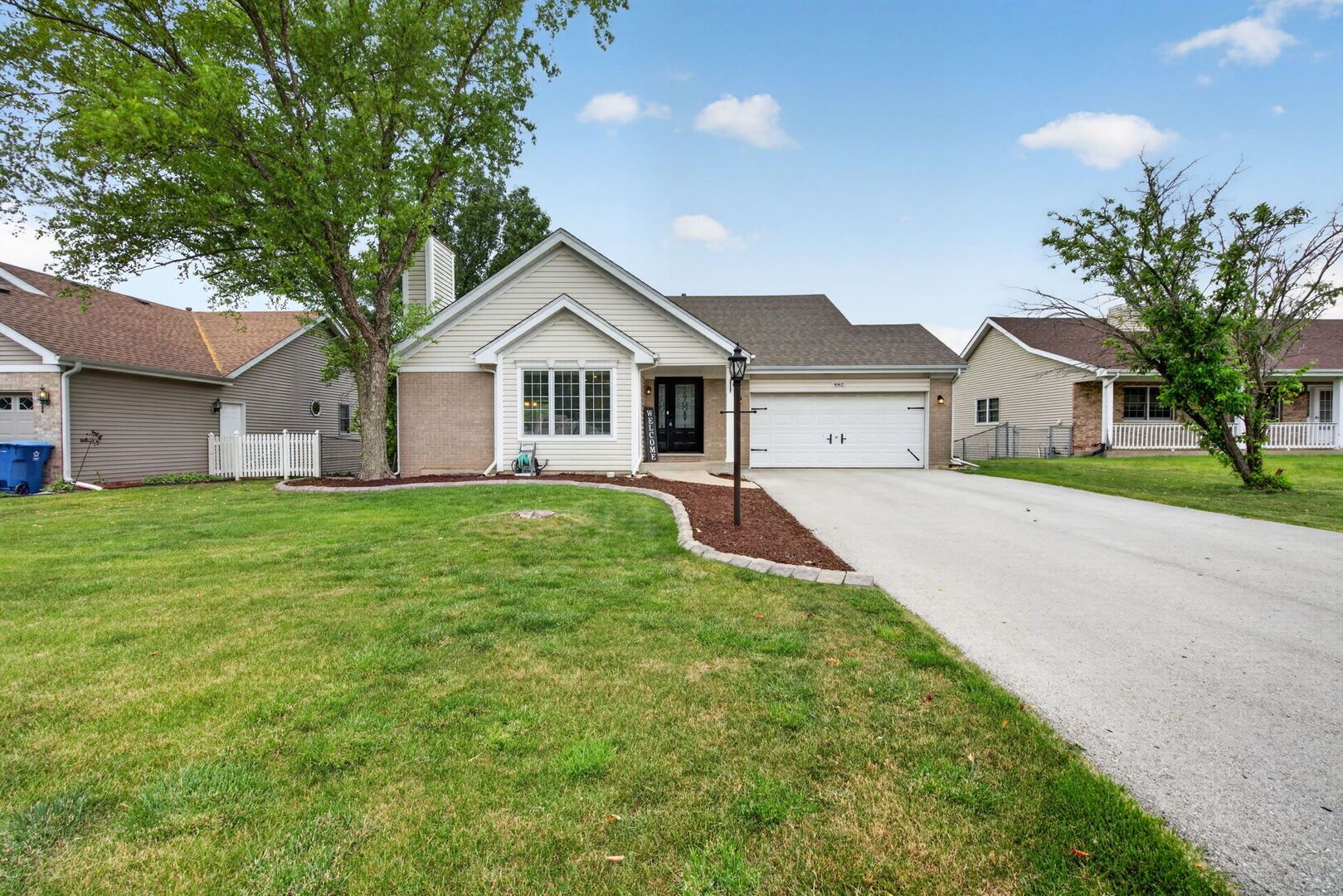 882 Wilshire Lane — Crete, IL 60417