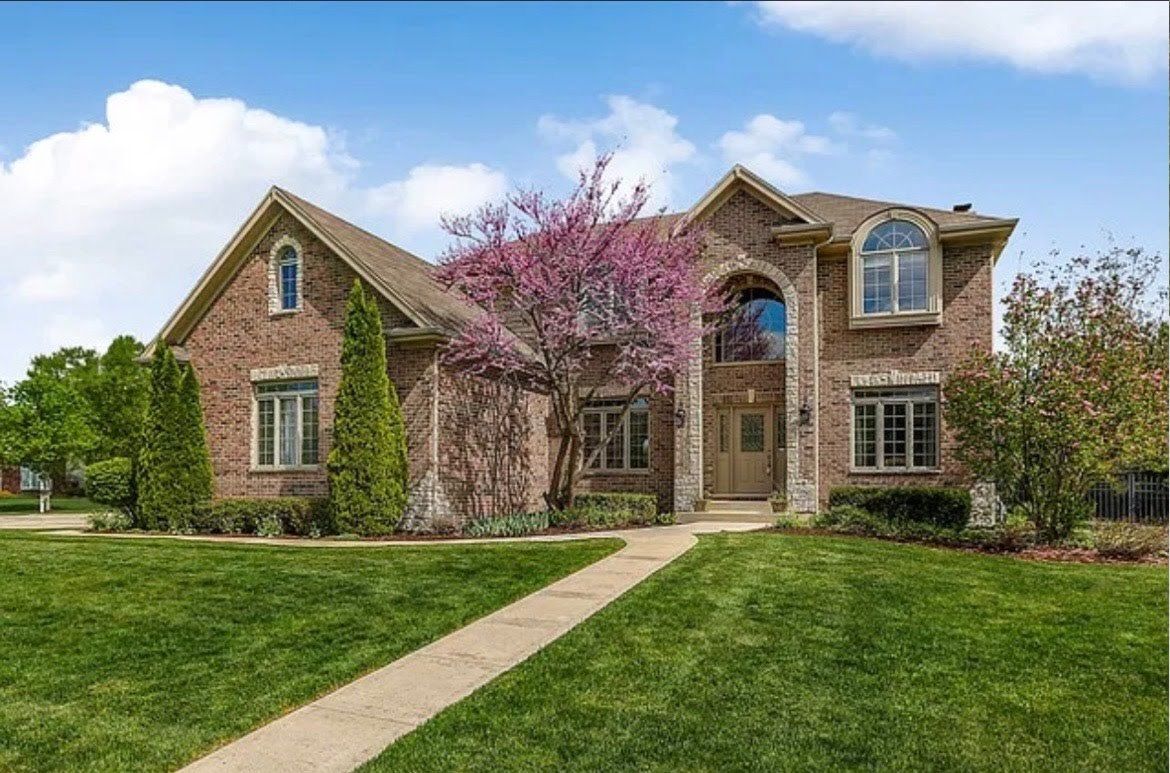 2227 Spartina Road — Naperville, IL 60564