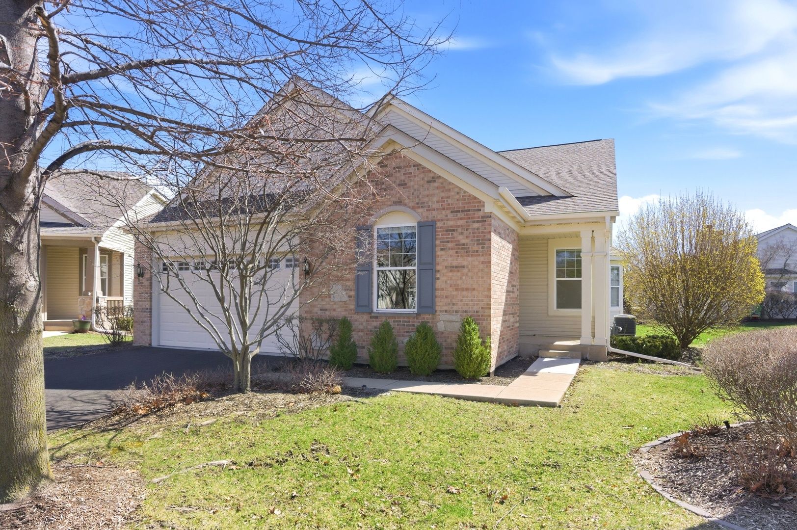 1967 Holloway Court — Aurora, IL 60502