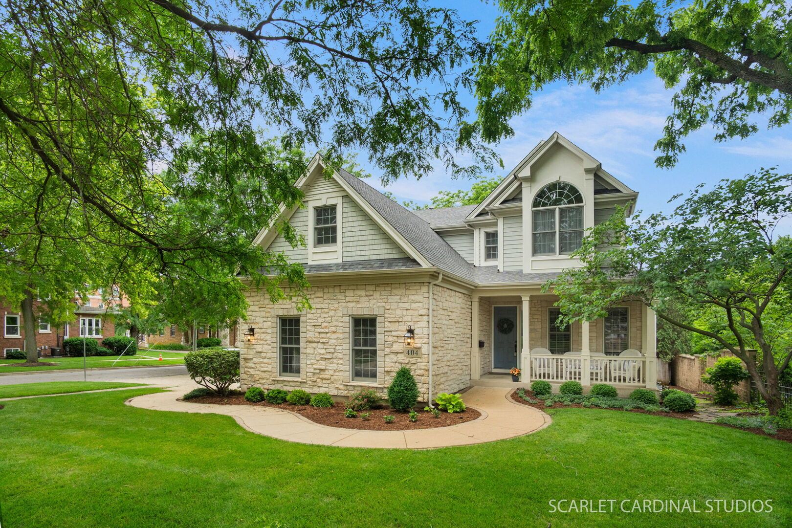 404 N Washington Street — Wheaton, IL 60187